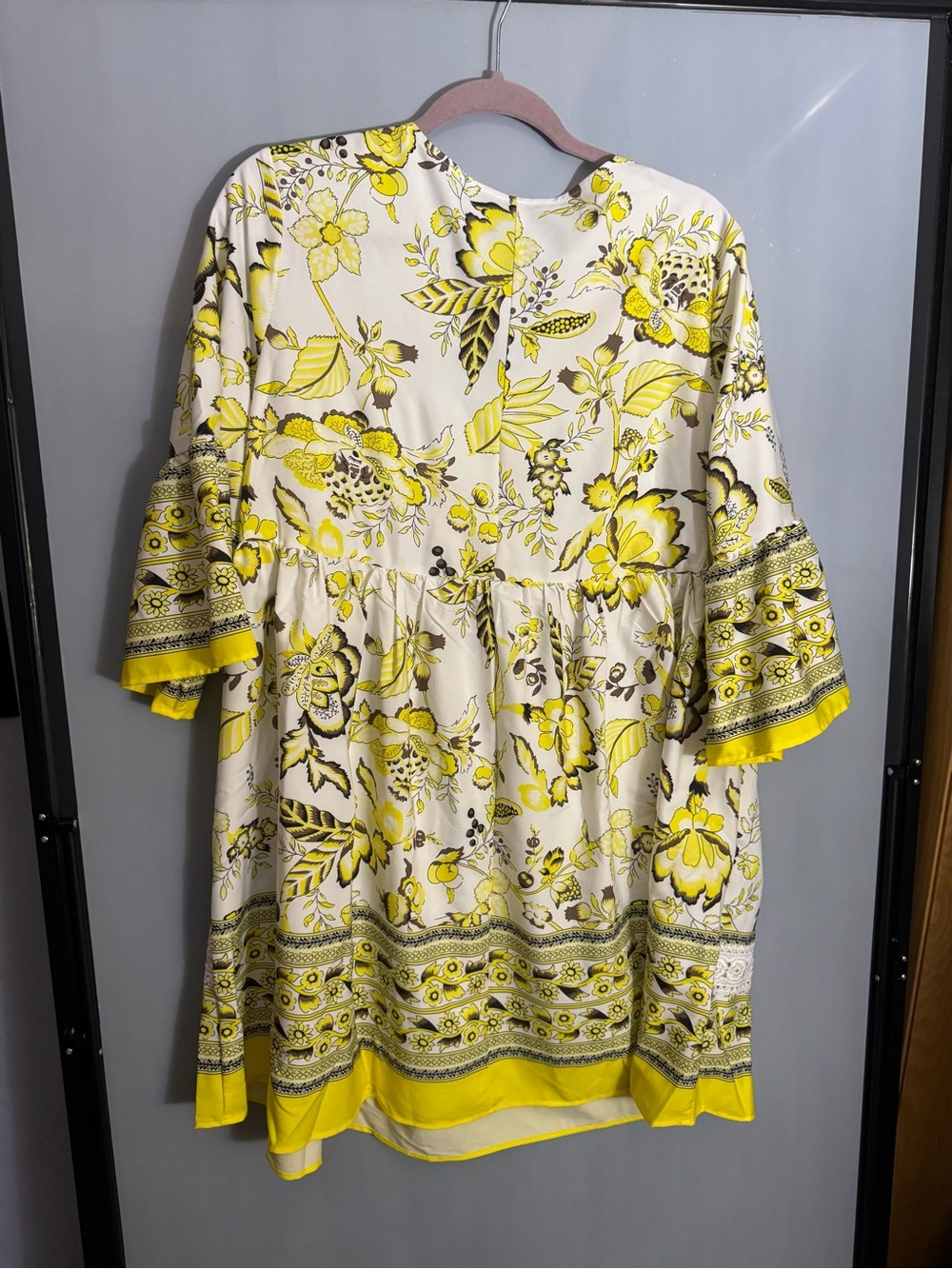 SHEIN Yellow Floral V-Neck Mini Dress - Picture 2 of 2